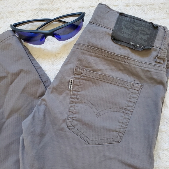 Levi's Slim Slacks, Boys, Size 10 Regular - Picture 4 of 9